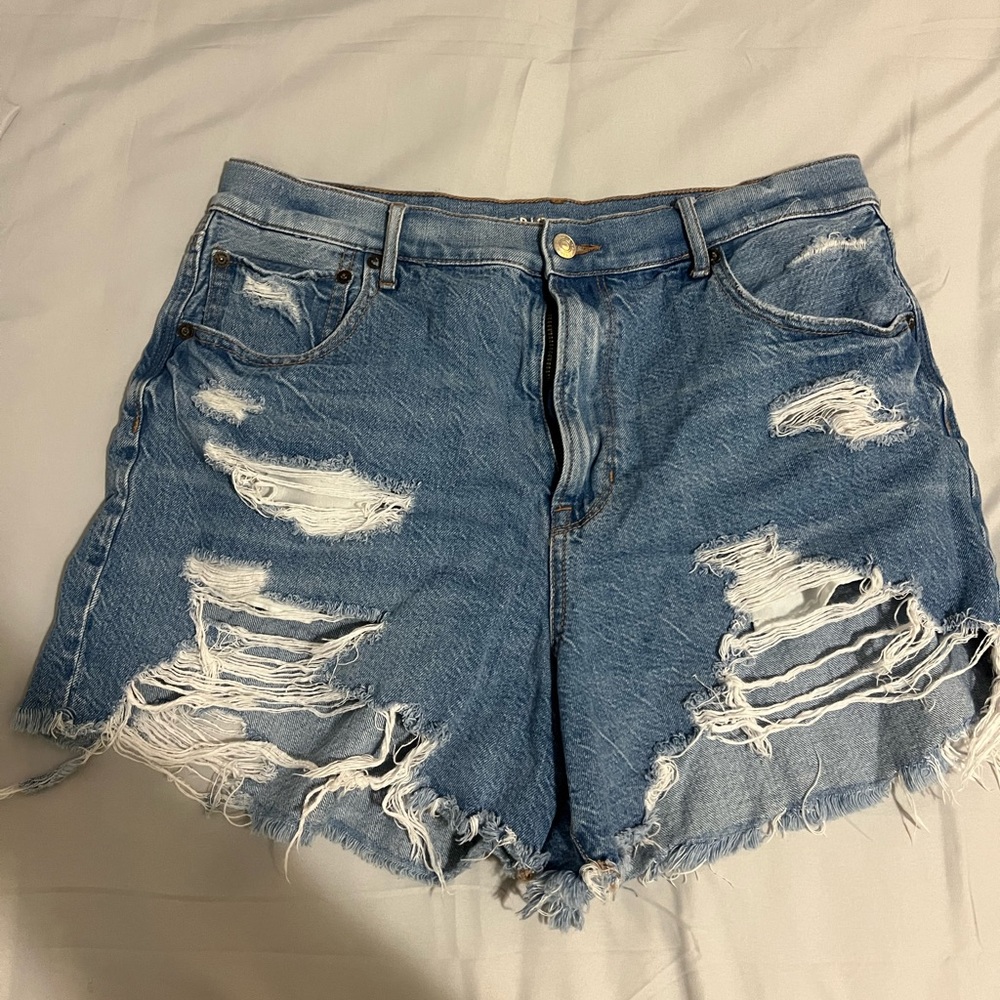 American Eagle ripped jeans